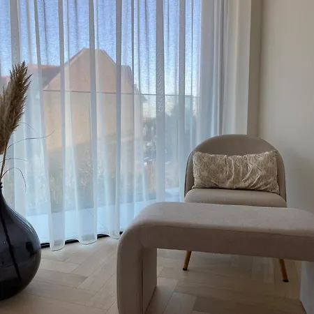 公寓 In Koksijde Near Golf Course, Cleaning Included *